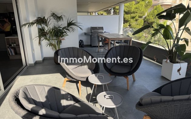 Wiederverkauf - Wohnung - Marbella - Nueva Andalucía