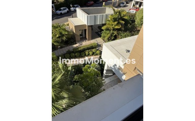 Wiederverkauf - Wohnung - Marbella - Nueva Andalucía