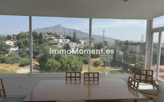 Resale - Villa - Marbella - Nueva Andalucía