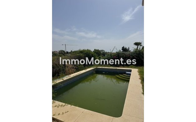 Resale - Villa - Marbella - Nueva Andalucía