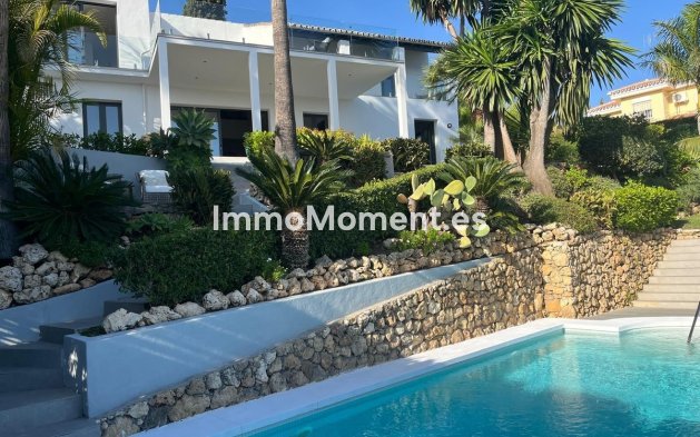 Resale - Villa - El Paraiso - New Golden Mile