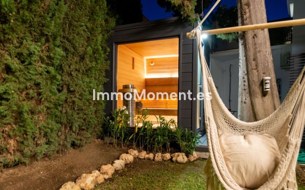 Resale - Villa - El Paraiso - New Golden Mile