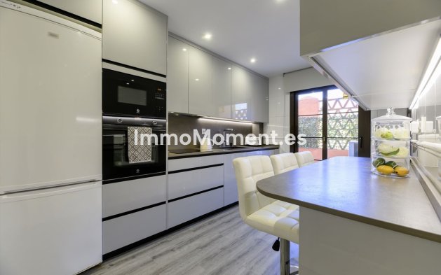 Wiederverkauf - Wohnung - Estepona  - Estepona Centro