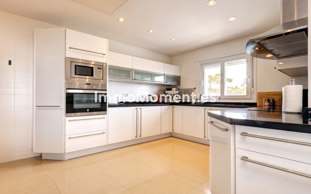 Wiederverkauf - Villa - Manilva - Manilva Centro