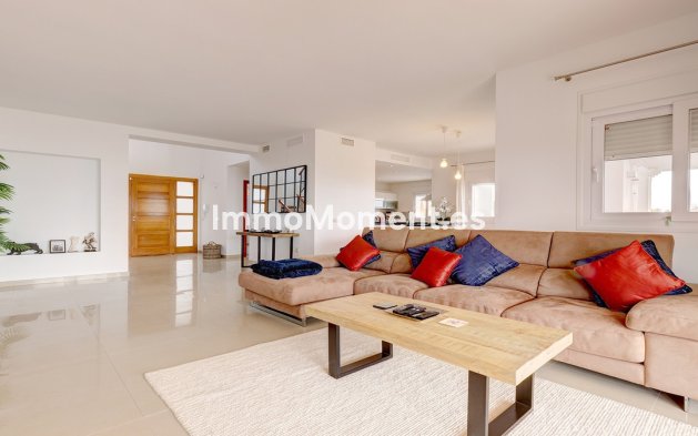 Wiederverkauf - Villa - Manilva - Manilva Centro