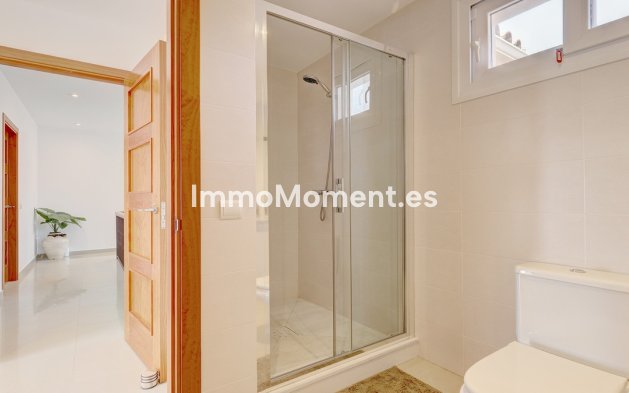 Wiederverkauf - Villa - Manilva - Manilva Centro