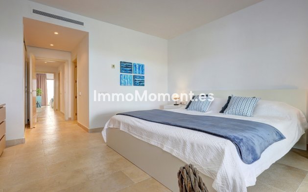 Reventa - Apartamento - Casares - Casares Centro