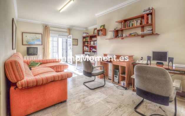 Revente - Villa - Benalmadena - Benalmadena Centro