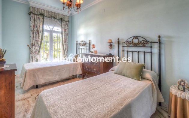 Revente - Villa - Benalmadena - Benalmadena Centro