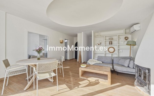 Resale - Villa - Marbella - Cabopino