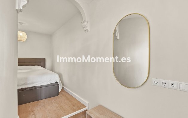 Resale - Villa - Marbella - Cabopino