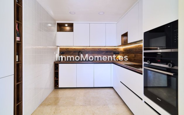 Revente - Appartement - Intérieur                       - Istán