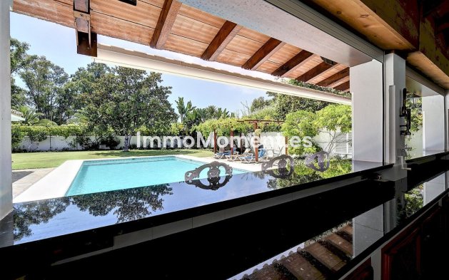 Resale - Villa - Estepona - New Golden Mile