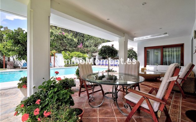 Resale - Villa - Estepona - New Golden Mile