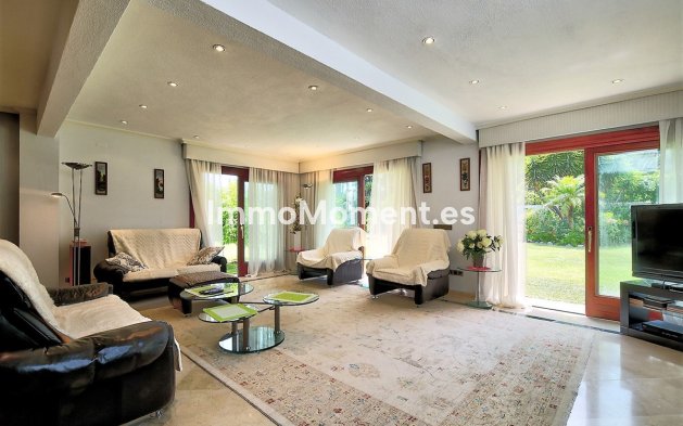 Resale - Villa - Estepona - New Golden Mile