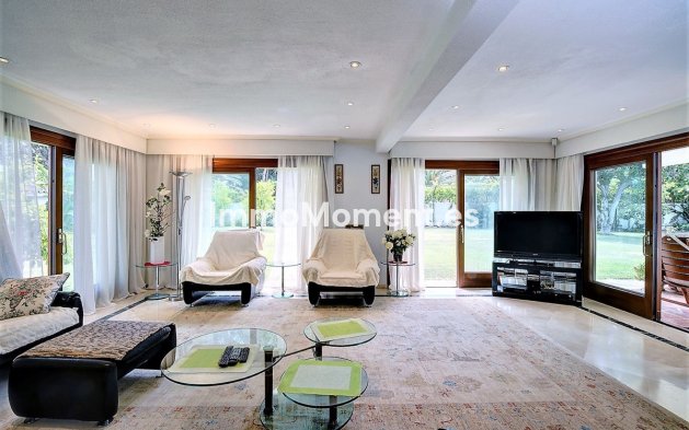 Resale - Villa - Estepona - New Golden Mile