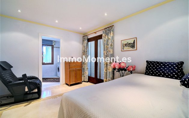 Resale - Villa - Estepona - New Golden Mile