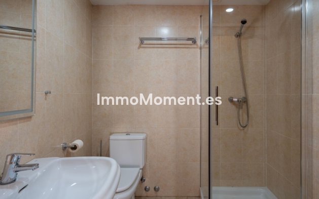 Revente - Maison mitoyenne - Estepona  - Estepona Centro