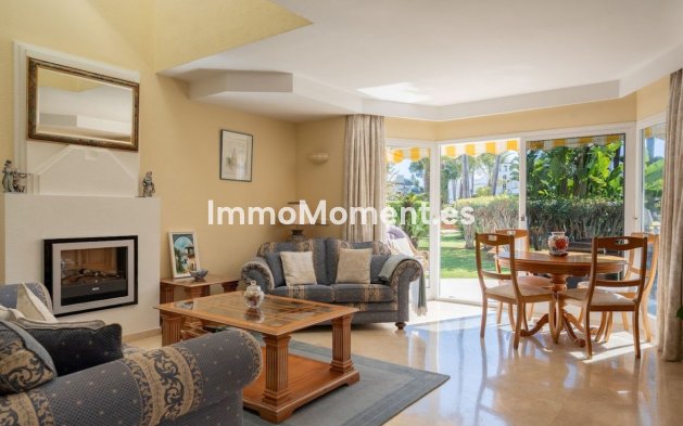 Wiederverkauf - Reihenhaus - Estepona  - New Golden Mile