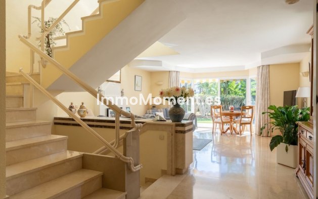 Wiederverkauf - Reihenhaus - Estepona  - New Golden Mile