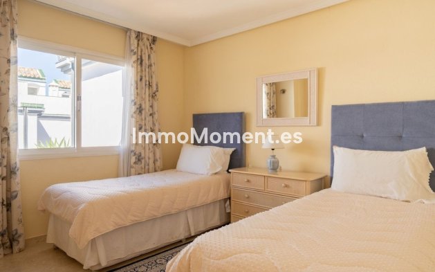 Wiederverkauf - Reihenhaus - Estepona  - New Golden Mile