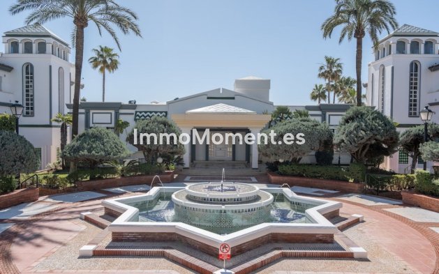 Wiederverkauf - Reihenhaus - Estepona  - New Golden Mile