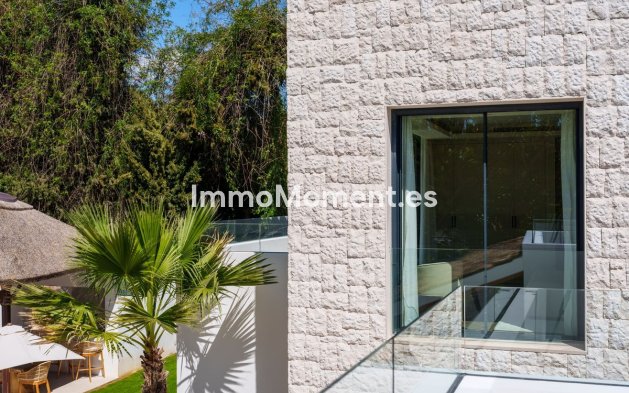 Wiederverkauf - Villa - Marbella - Nueva Andalucía