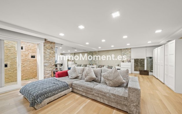 Reventa - Villa - Marbella - Bahía de Marbella