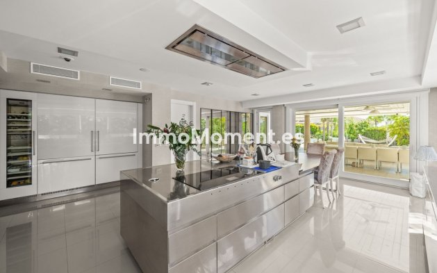 Reventa - Villa - Marbella - Bahía de Marbella