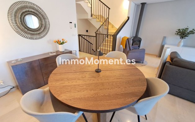 Bestaande woning - Geschakelde woning - Marbella - Nagüeles