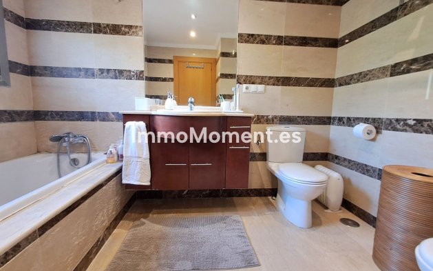 Bestaande woning - Geschakelde woning - Marbella - Nagüeles