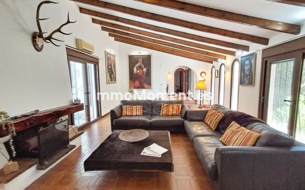 Resale - Villa - Mijas - Calahonda