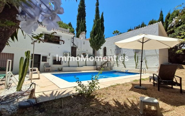 Resale - Villa - Mijas - Calahonda