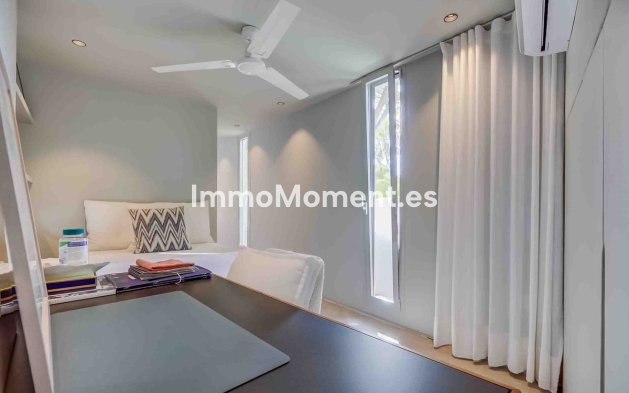 Revente - Villa - Benalmadena - Benalmadena Centro