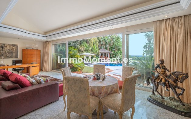 Resale - Villa - Marbella - Nagüeles