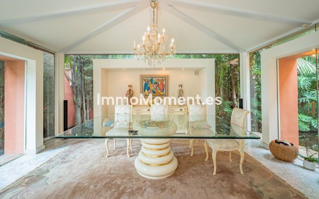 Resale - Villa - Marbella - Nagüeles