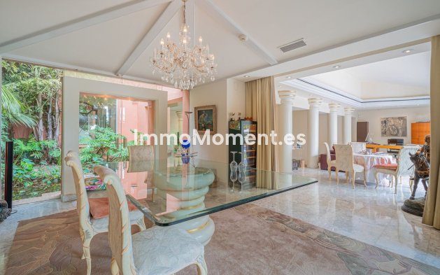 Resale - Villa - Marbella - Nagüeles