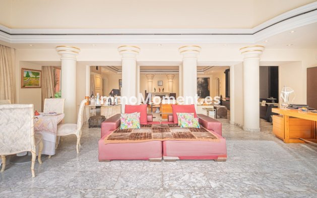 Resale - Villa - Marbella - Nagüeles