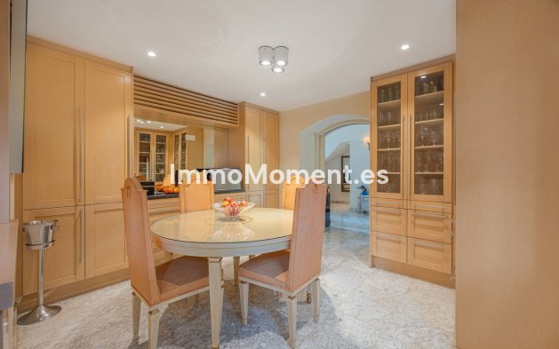 Resale - Villa - Marbella - Nagüeles