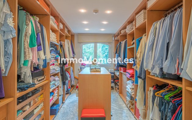 Resale - Villa - Marbella - Nagüeles