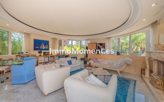 Resale - Villa - Marbella - Nagüeles