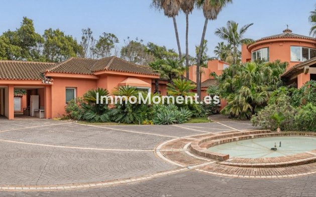 Resale - Villa - Marbella - Nagüeles