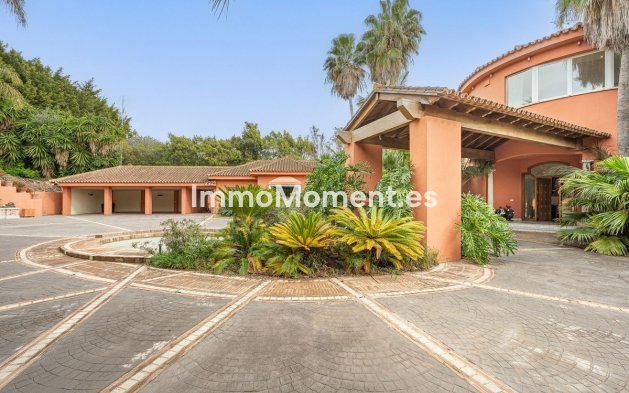 Resale - Villa - Marbella - Nagüeles