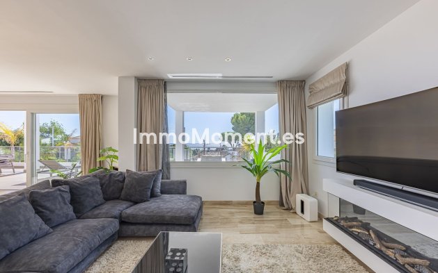 Wiederverkauf - Villa - Marbella - El Rosario