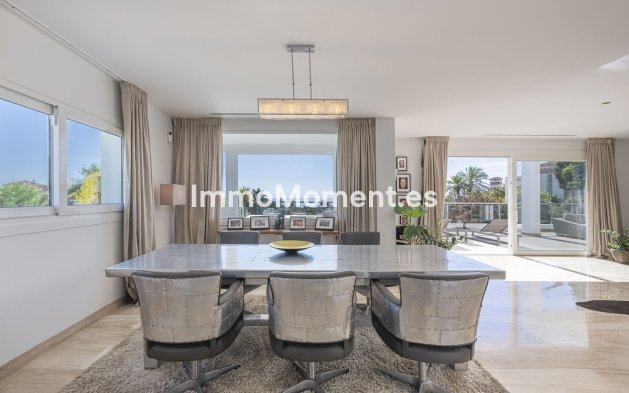 Wiederverkauf - Villa - Marbella - El Rosario