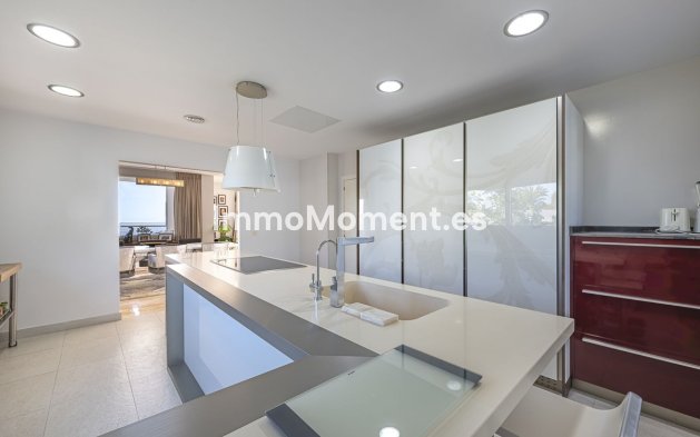 Wiederverkauf - Villa - Marbella - El Rosario