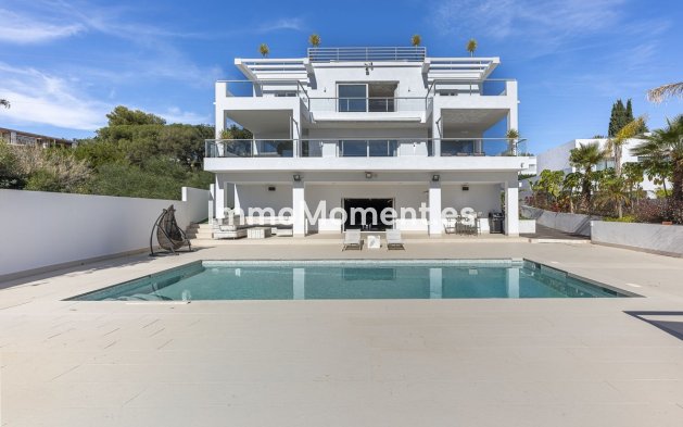 Wiederverkauf - Villa - Marbella - El Rosario