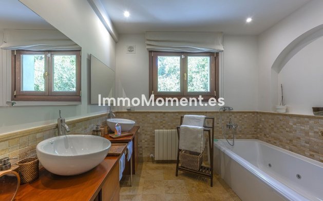 Bestaande woning - Villa - Sotogrande