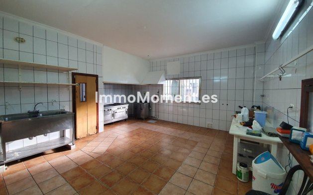 Revente - Villa - Intérieur                       - Guaro