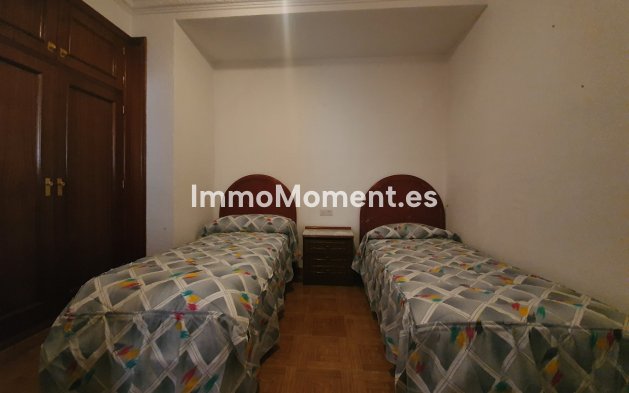 Revente - Villa - Intérieur                       - Guaro